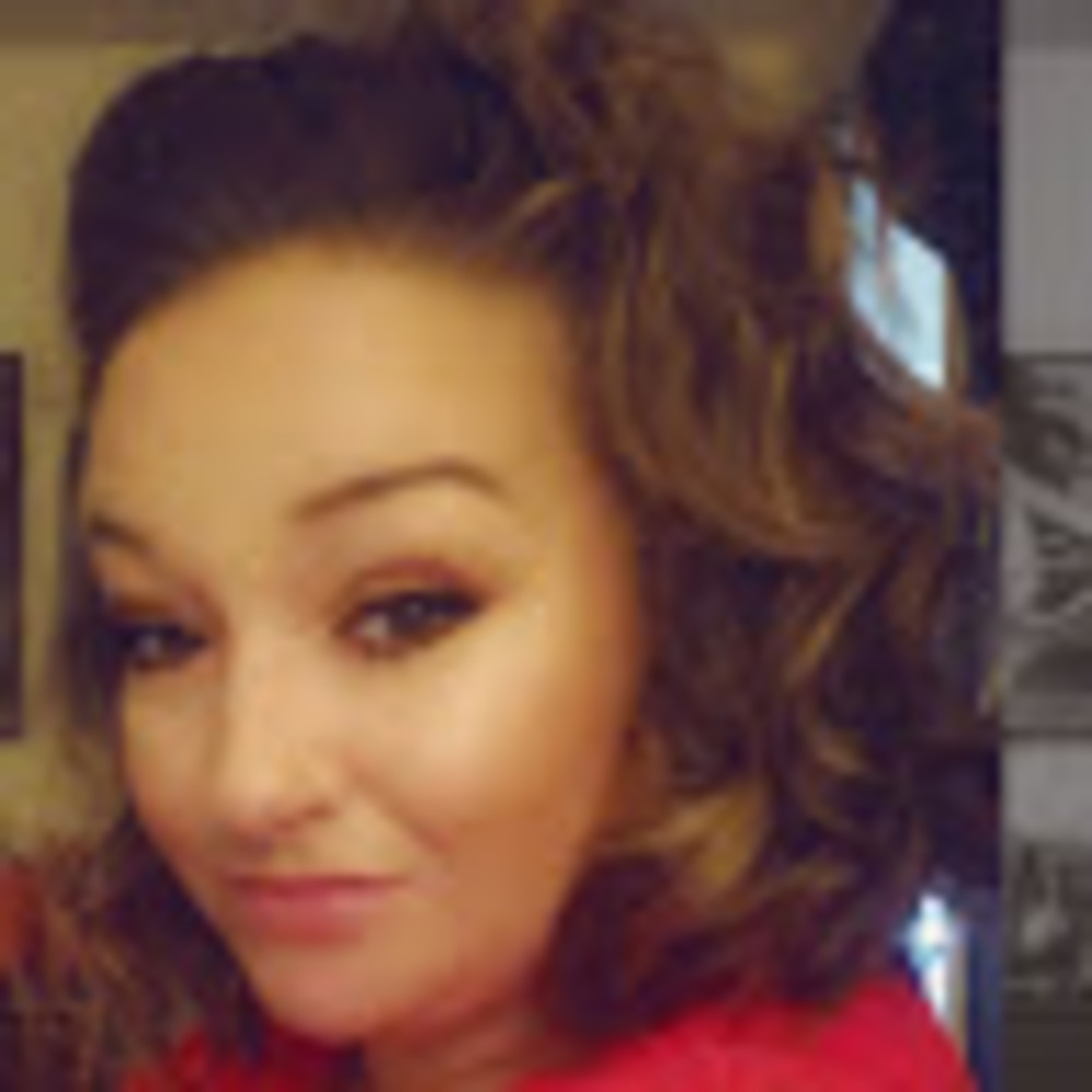 Meet your Posher, Leah